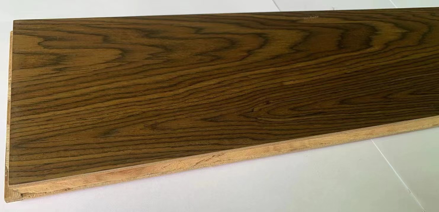 科技山纹黑胡桃多层实木地板