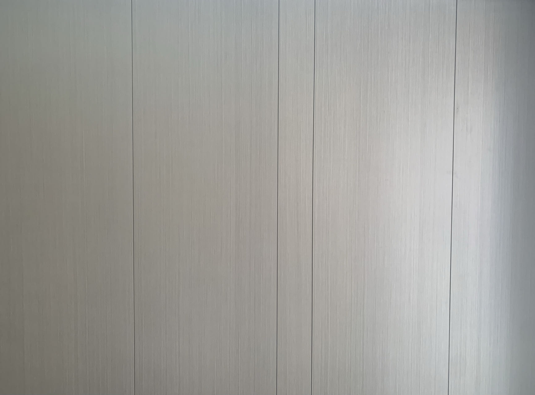 科技银梨格栅式墙板