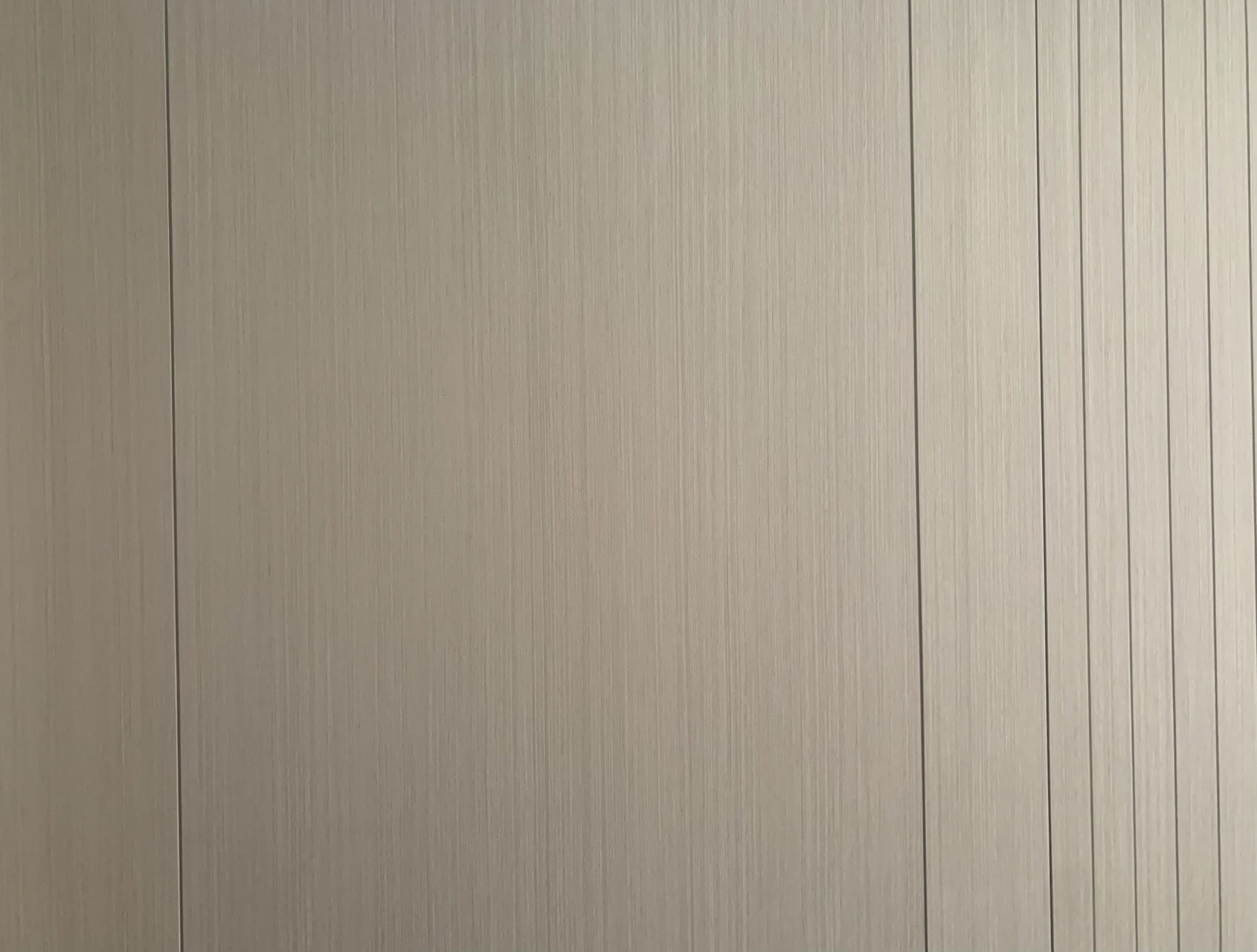 科技银梨格栅式墙板